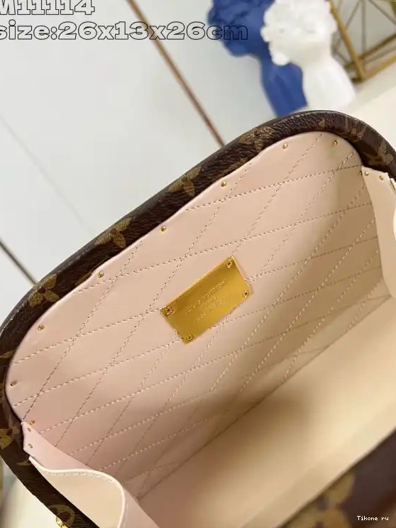 Affordable LOUIS VUITTON ALMA BB-26*13*26.4CM 0702